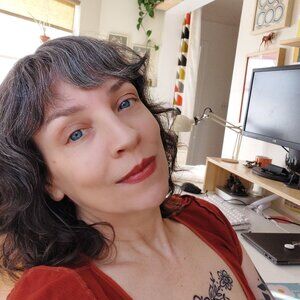 Meet your Posher, Anis